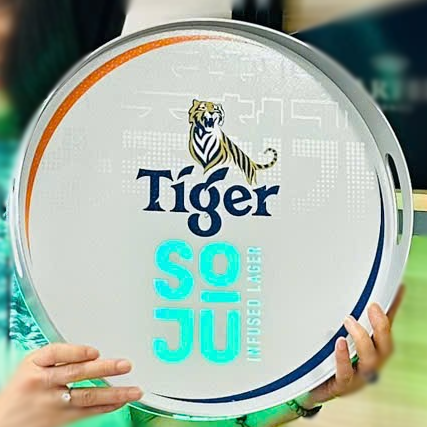 Khay bê đồ in Thương hiệu